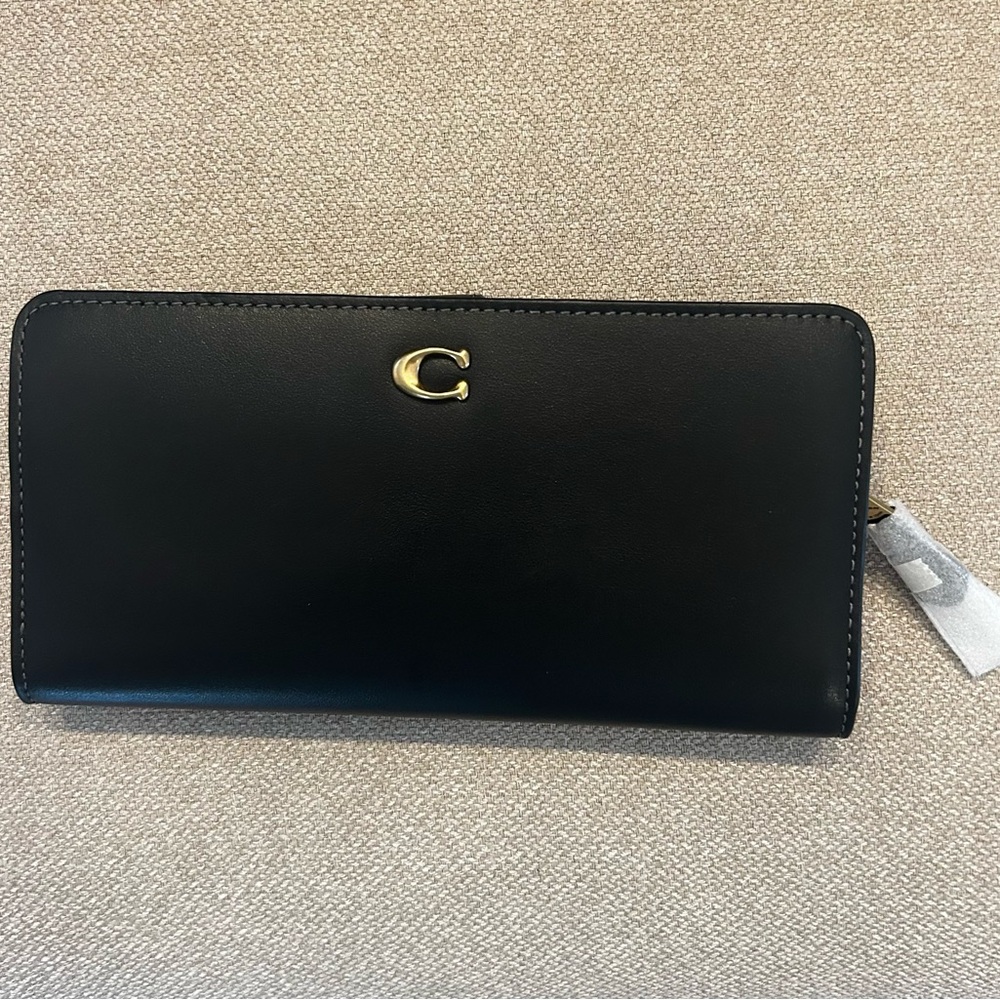 COACH Brand New Leather Black Slim Wallet